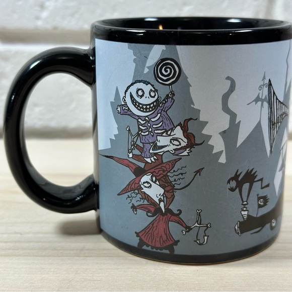 SET Tim Burton's The Nightmare Before Christmas 2 Disc collector's Edition & Mug - Picture 12 of 16